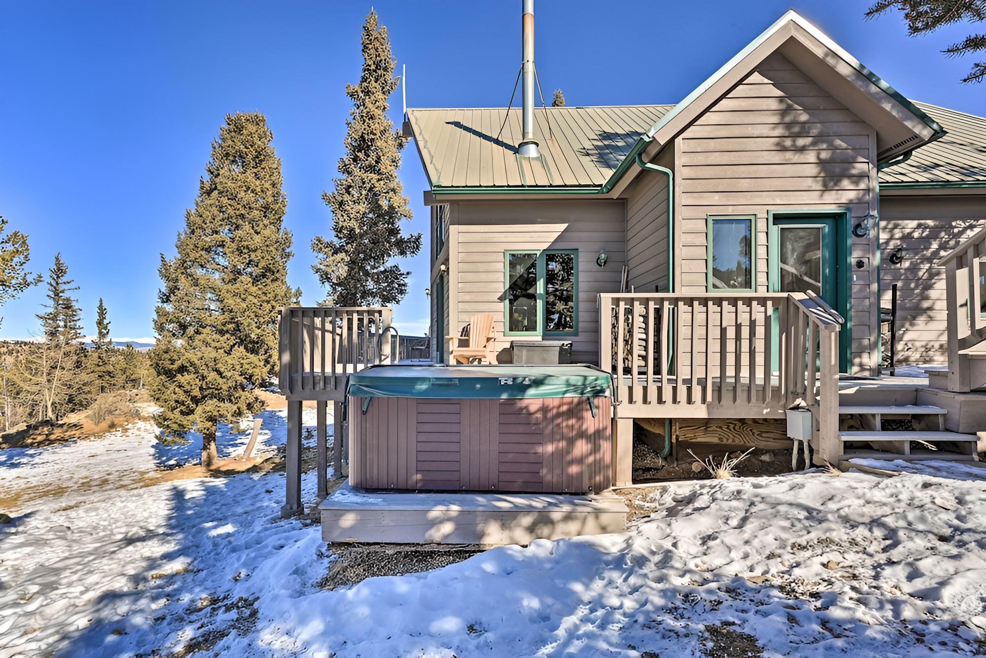 Jefferson Cabin w/ Hot Tub: Ski, Hike, Bike! view 4