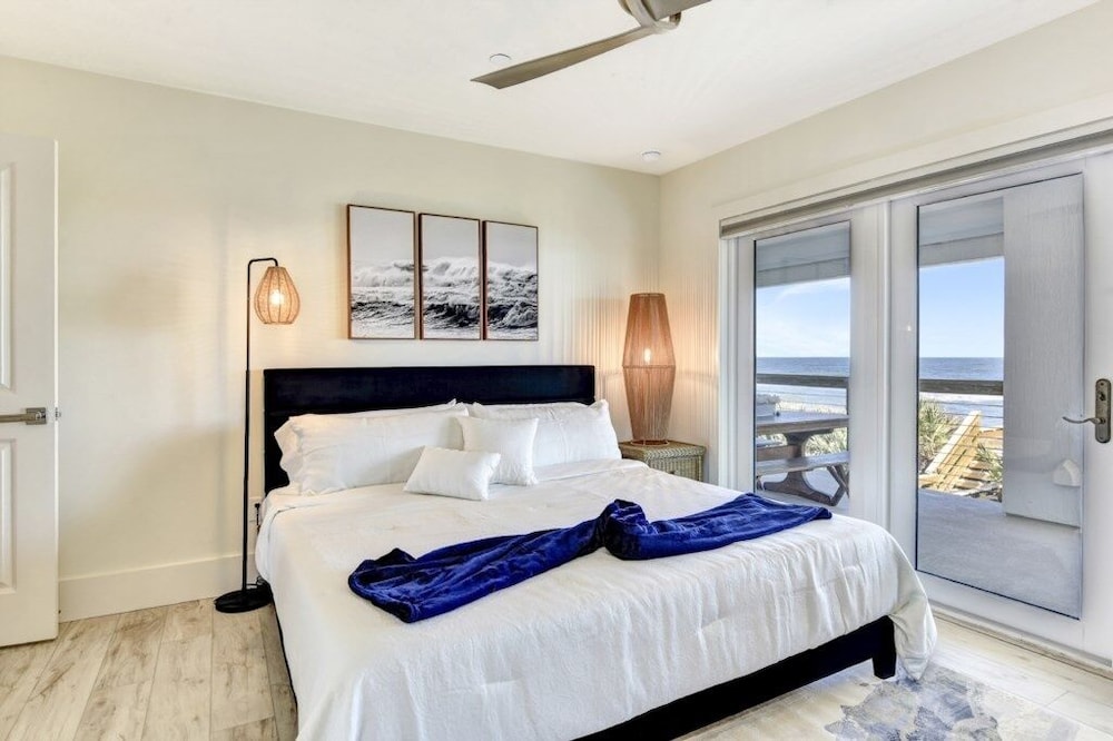 The White House On Flagler Beach - Unit 23 3 Bedroom Home