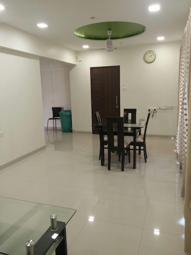 Arista Service Apartments Andheri