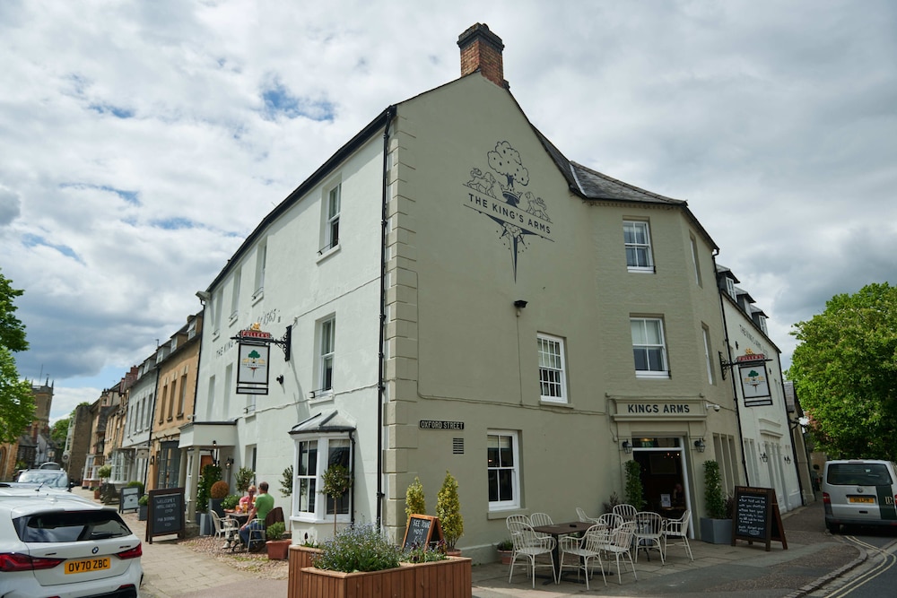 Woodstock Vacations - Kings Arms Hotel - Property Image 22