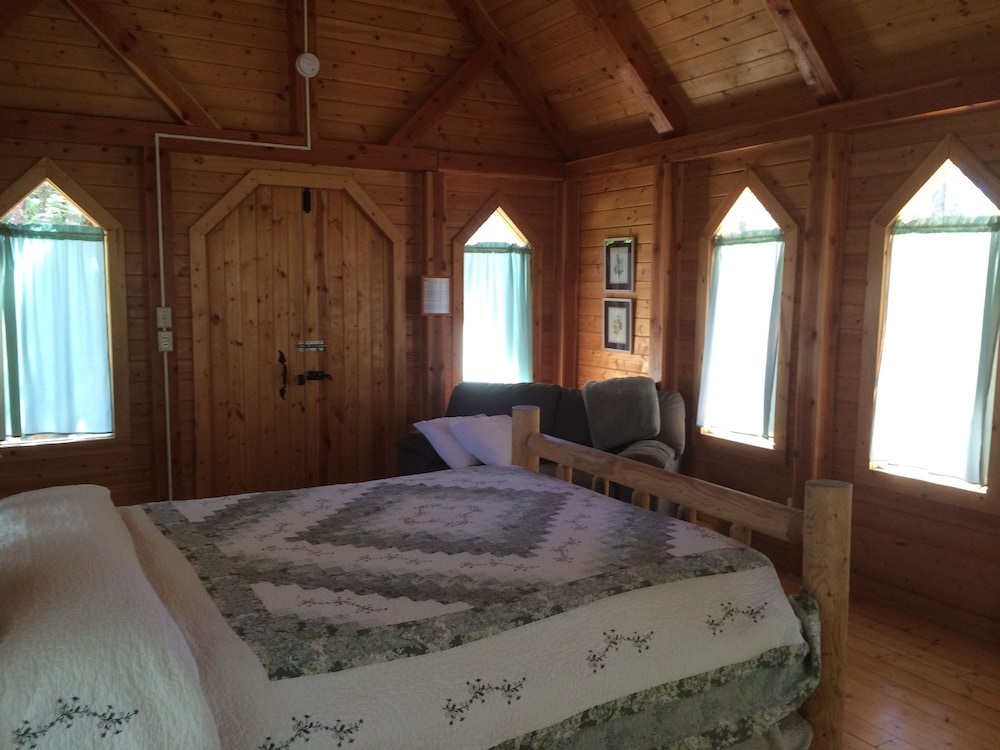 Boulder Creek Lodge - Campsite