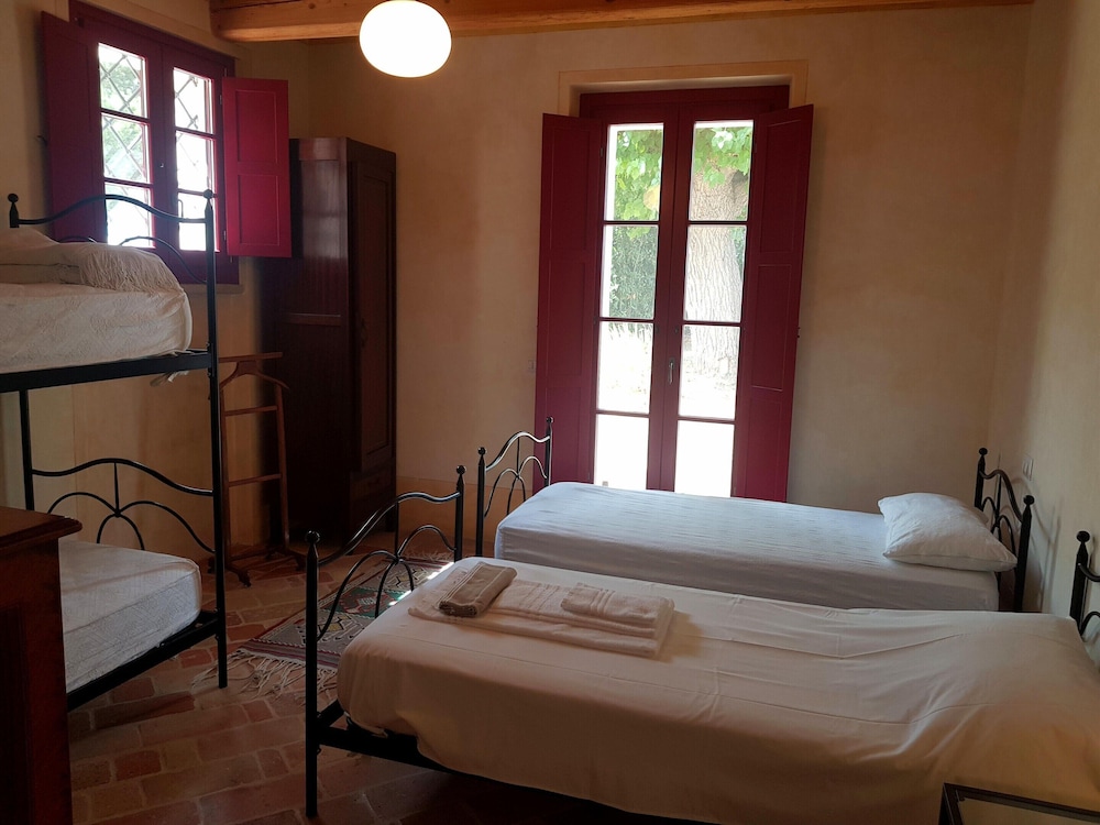 Manor in Marche With Pool and Adriatic Views photo 3