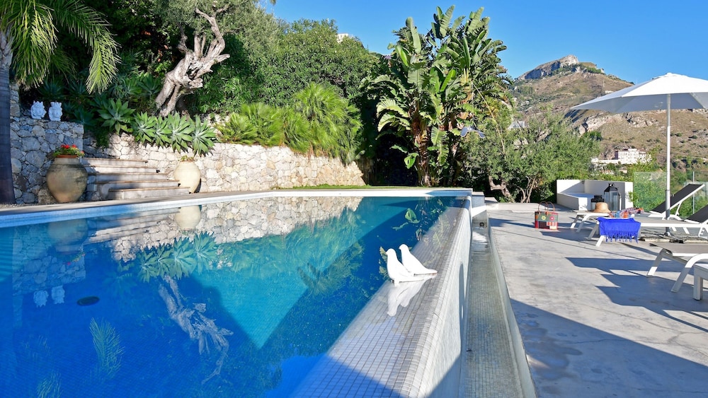 Villa Karin 7 in Taormina view 3