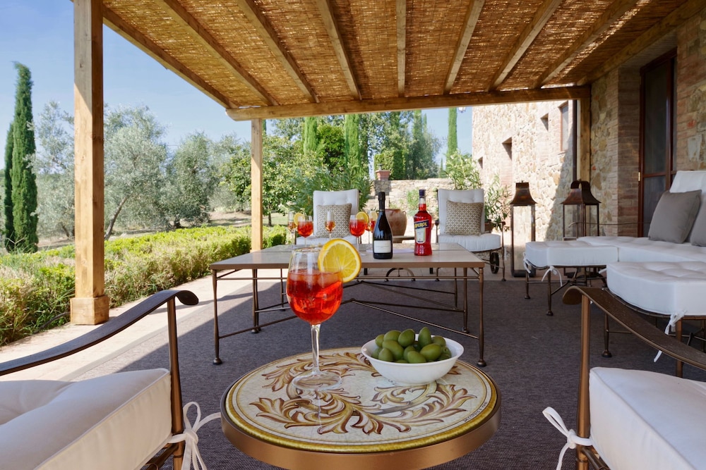 Camparone by Arceno Rentals Club