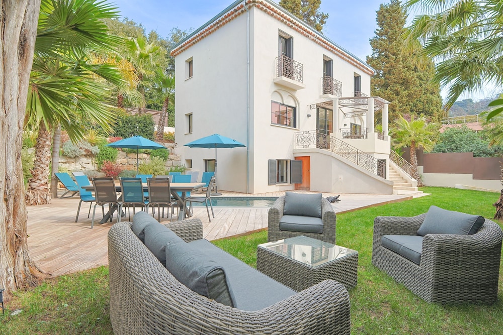 Villa Deva - 5 Bedrooms - Heated Pool