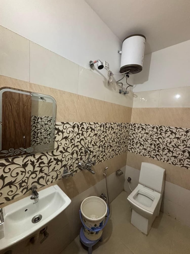 Hotel Shilva Inn