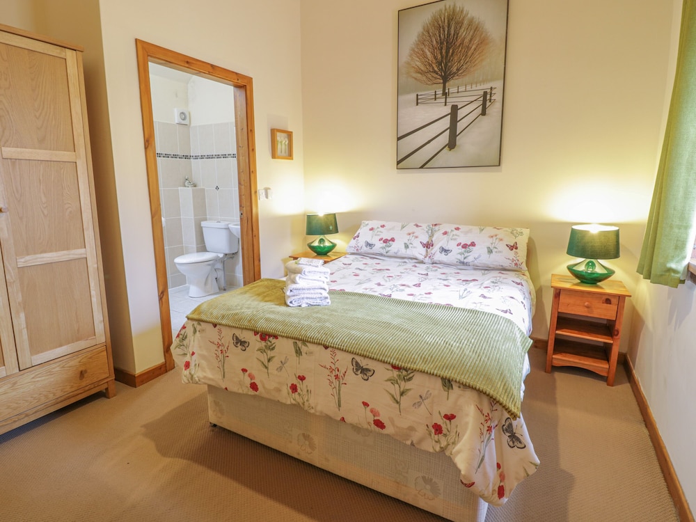 Lily Cottage