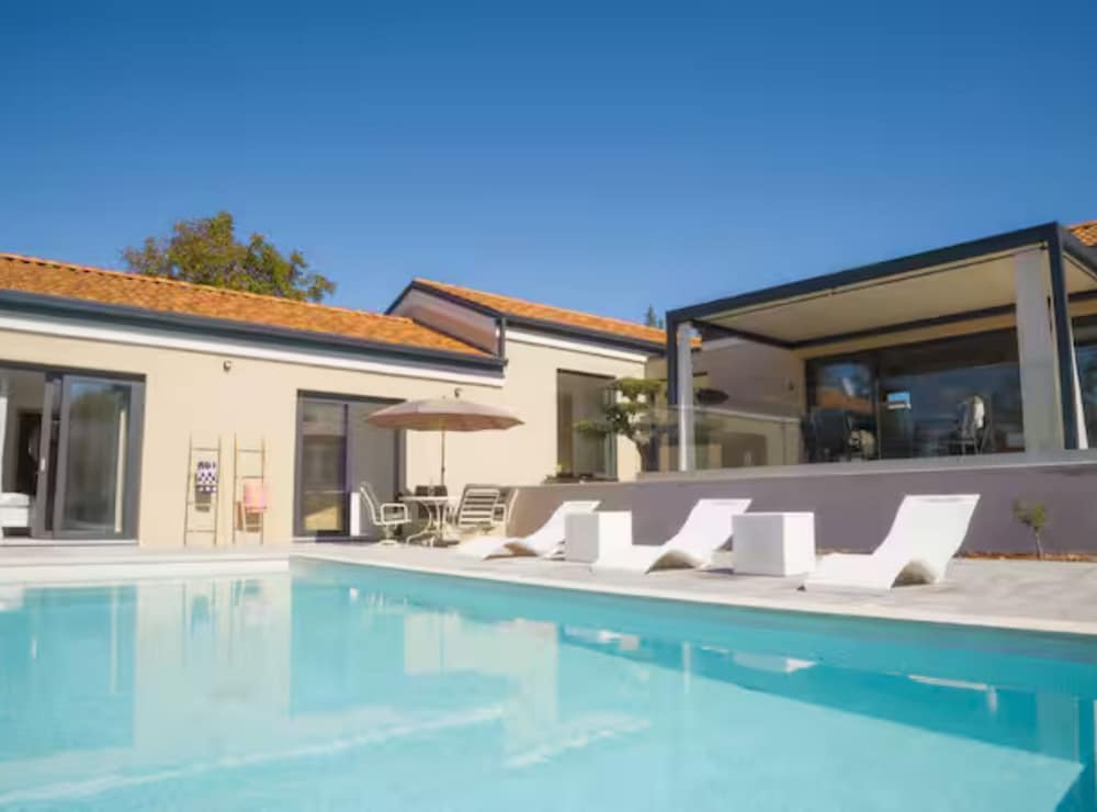 Villa in Paradise With Heated Pool