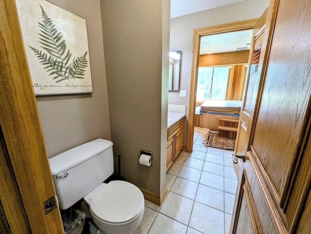Cinnamon Ridge 1-141