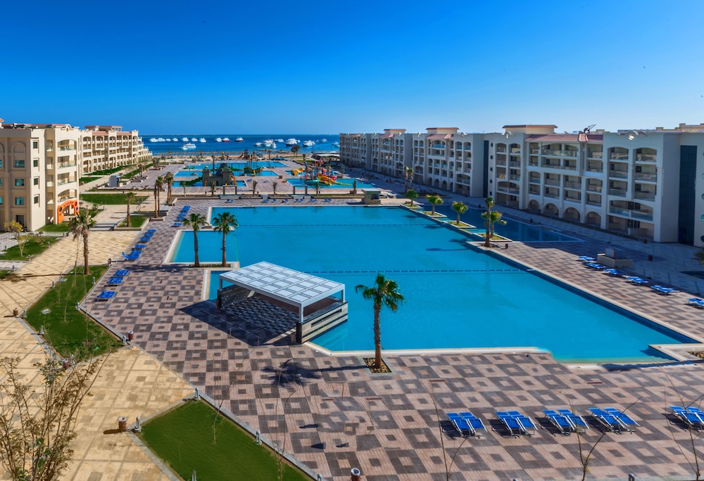 Pickalbatros White Beach Resort - Hurghada