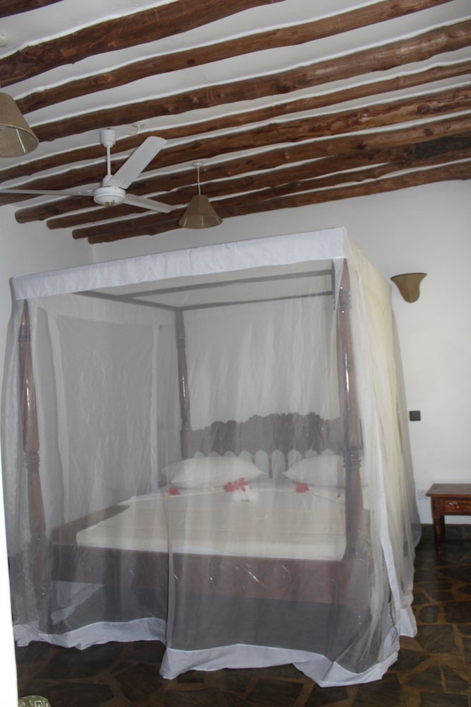 Makini House view 2