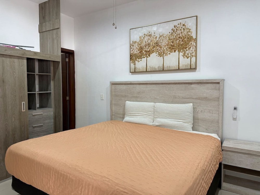 Rincon Colonial Apartments