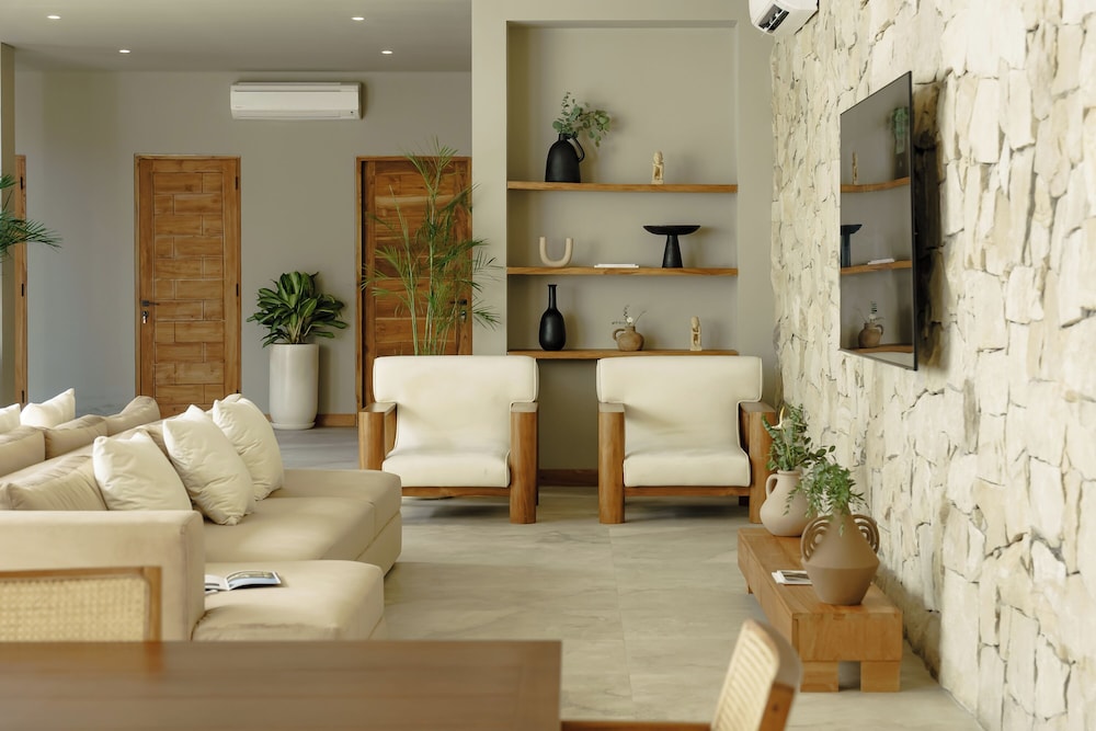 AMO Residences