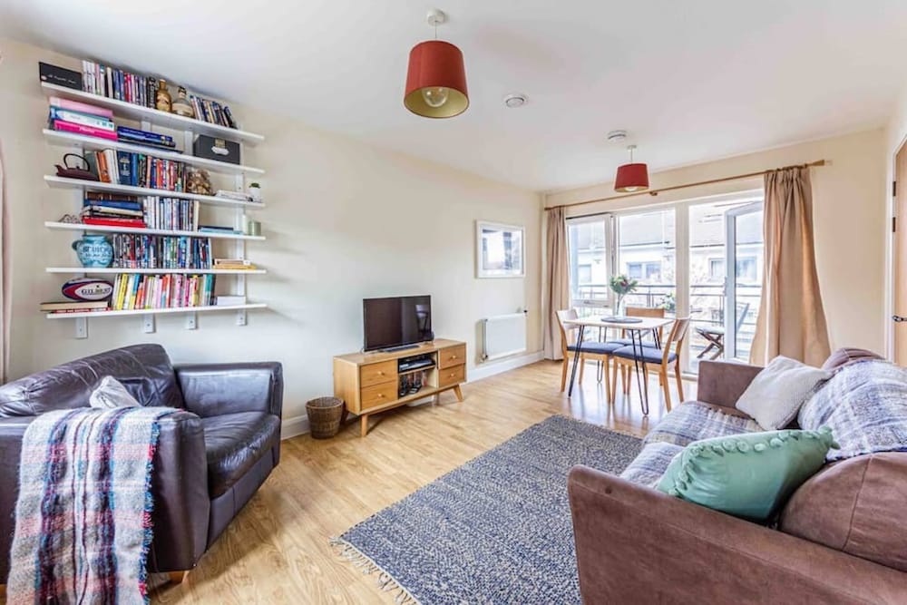 Lovely 2 Bedroom Apartment in Bermondsey