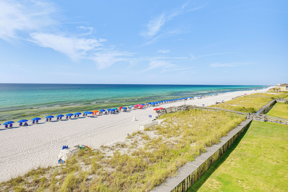 Steps to Beach: Oceanfront w/ Panoramic Gulf Views