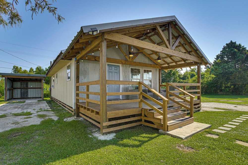 Private Dock: Des Allemands Cabin on the Bayou!