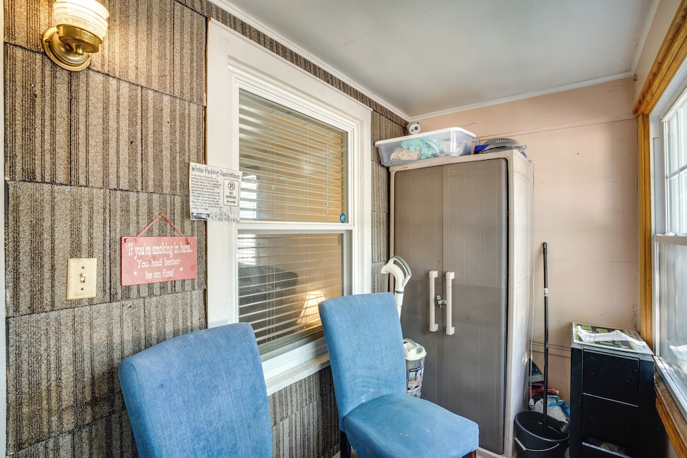 Walk to Main St Fond du Lac: Retreat w/ Yard