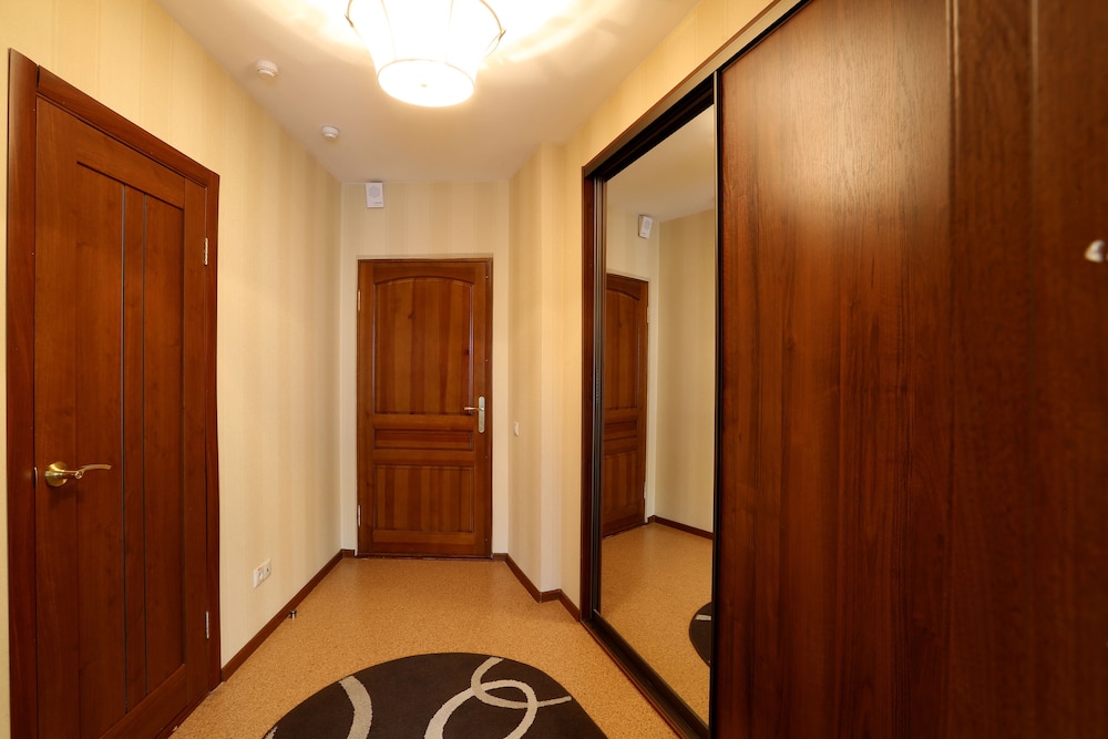 Voyage Hotel