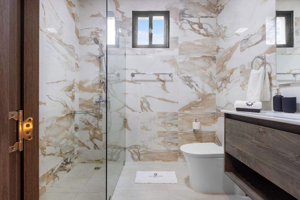 Stylish 3BR Villa by Vistacana Rentals