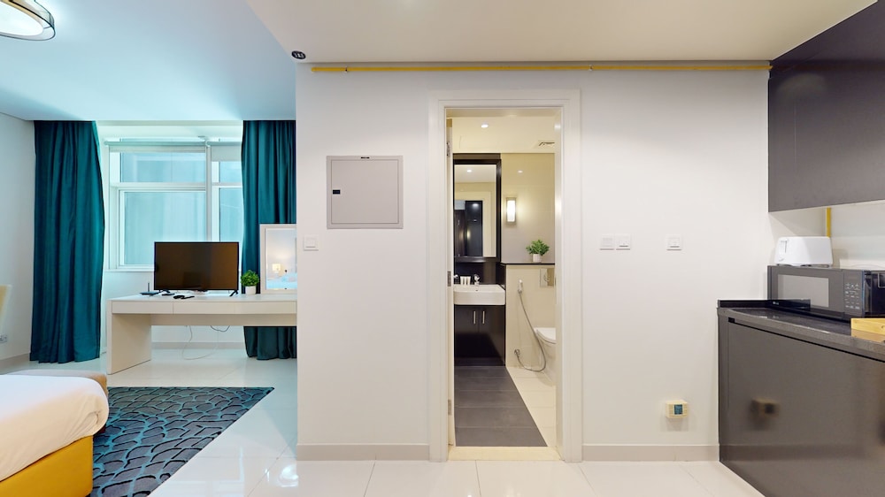 GreenFuture - Charming Studio in the Vibrant Business Bay