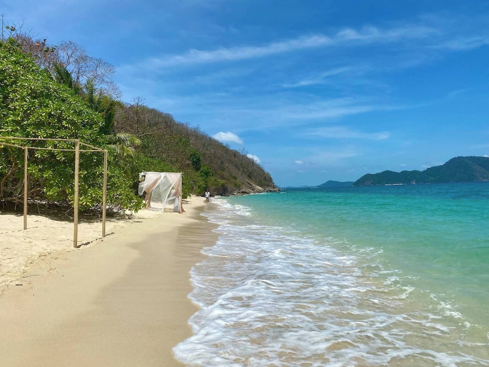 Tropical Viewpoint With Private Pool - Lux Living