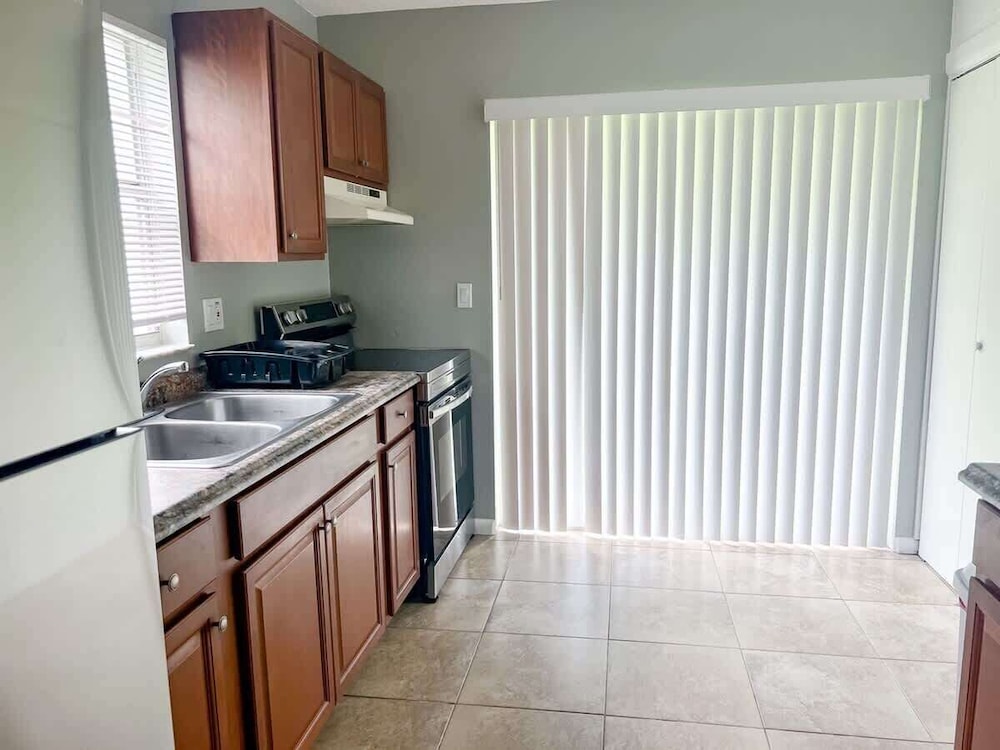 Cozy 2 Bedroom Home, Dade City! #2