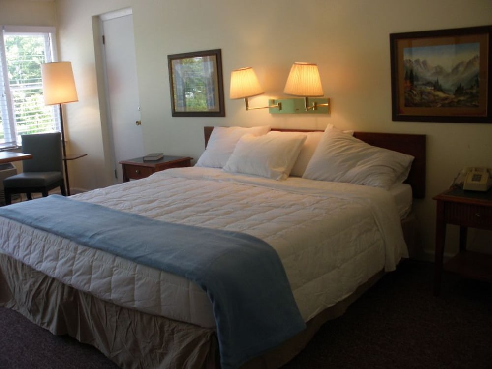 High Meadows Inn