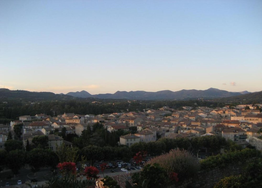 House in Vaison La Romaine With Heated Pool