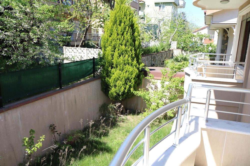 Asfar Villa