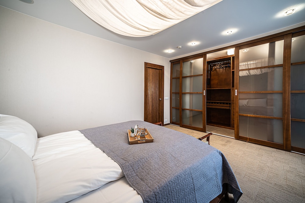 WINWINSTAY Exclusive Apartments by River Daugava view 5