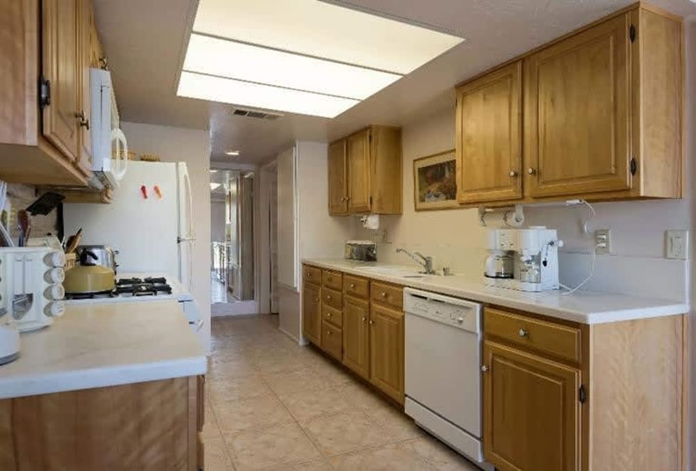 Lakeside Golf Course Retreat in Cathedral City