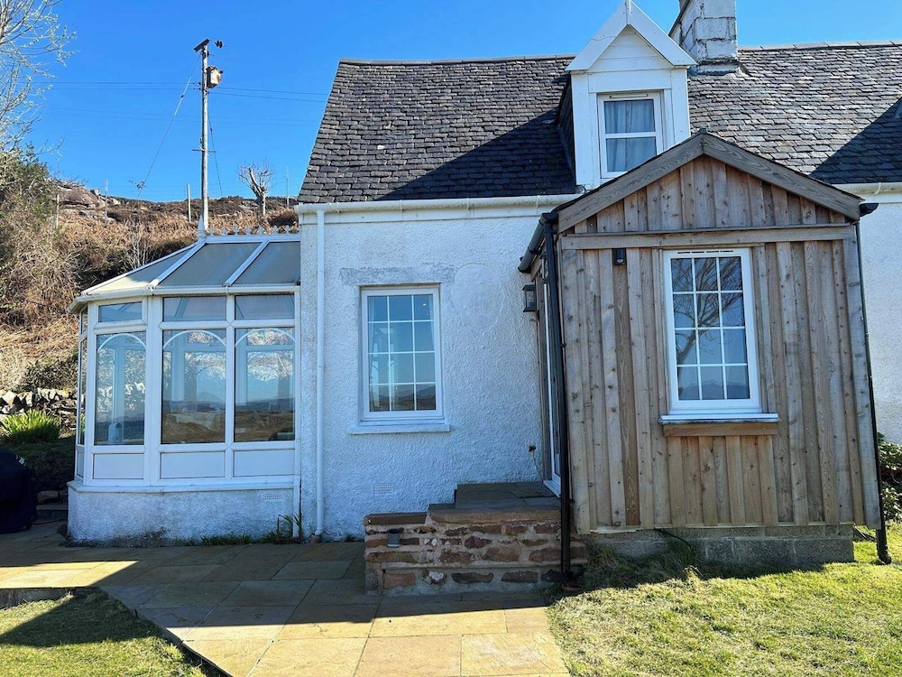 2 Guests - Bbq & Patio - Sea Views