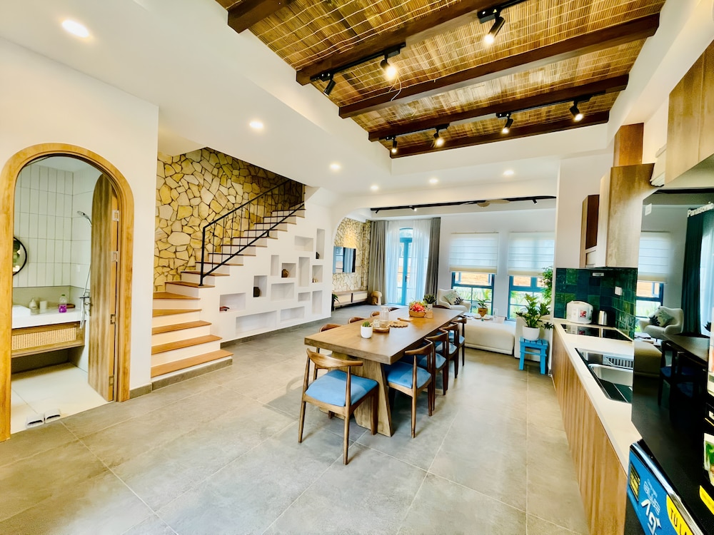 Luxury 3 br Windsea Villa - Novaworld PT