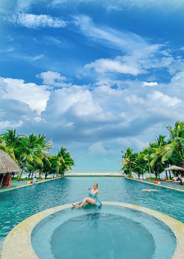 Sonata Resort & Spa
