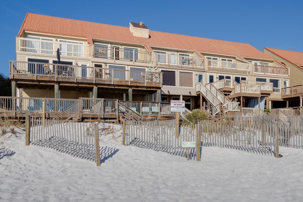 Destiny on the Sand by Avantstay Direct Beach Access Bbq on Large Ocean Facing Patio