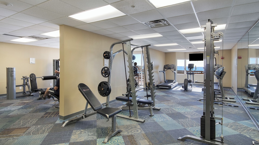 Tidewater Escape: 1br/2ba Beachfront Condo, Sleeps 6, Gulf Views & Comfort!
