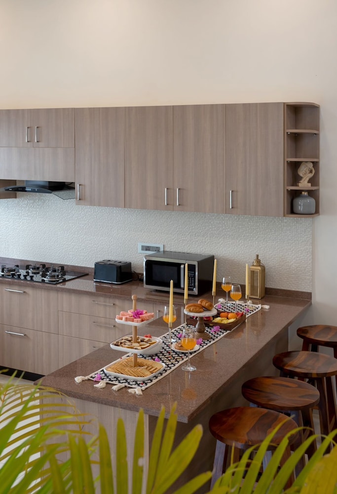 AquaVista Assagao Residency