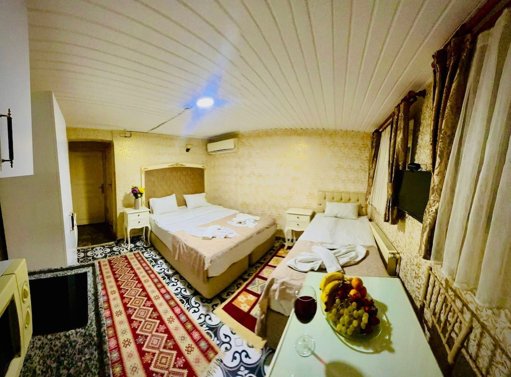 Alhambra Apart Otel - Image 44