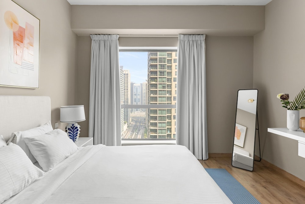 2BR Escape With Panoramic Marina Views in JBR