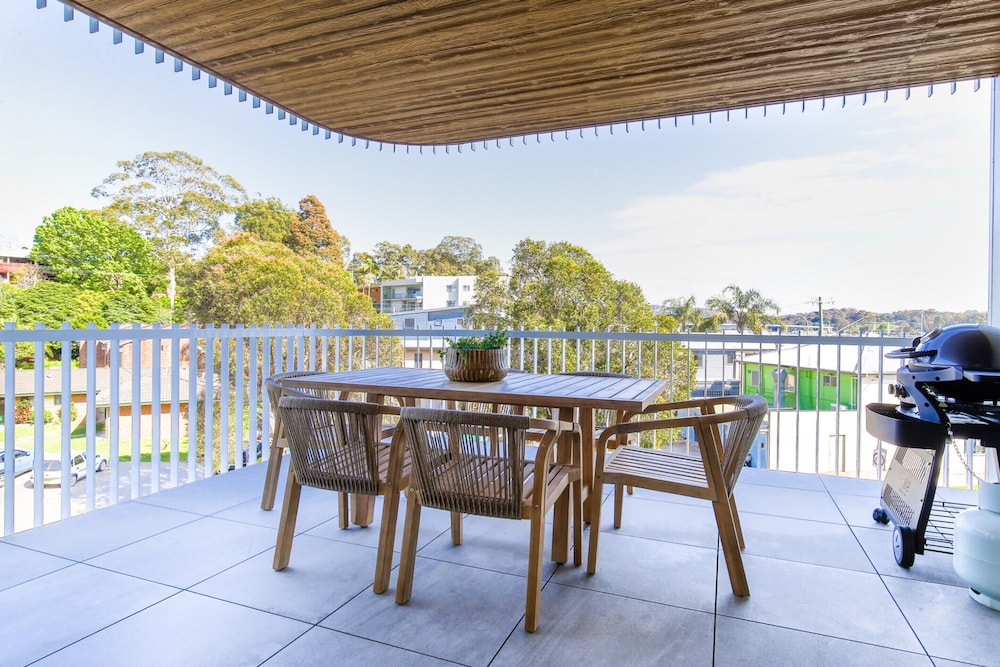 Elegant 2-bed Apartment With Stunning Views
