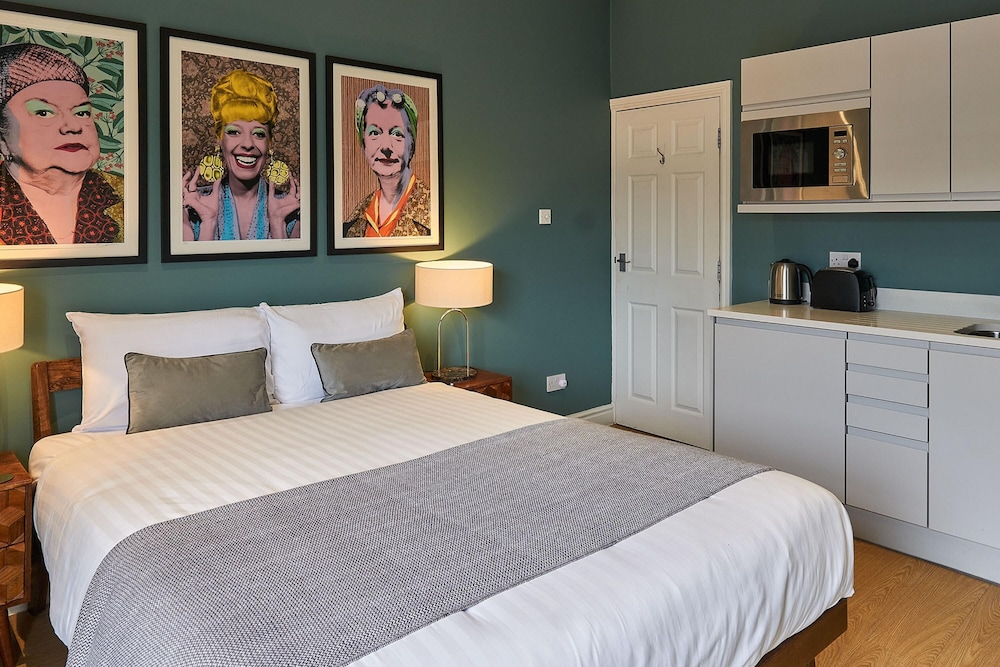 Host Apartments The Falkner Quarters III view 5