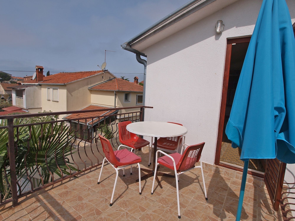 Apartment Ana 1068