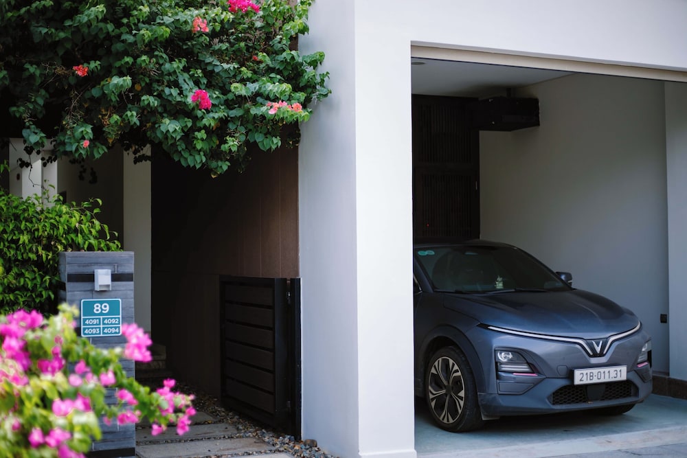 The Palm Nest Cam Ranh Pool Villa