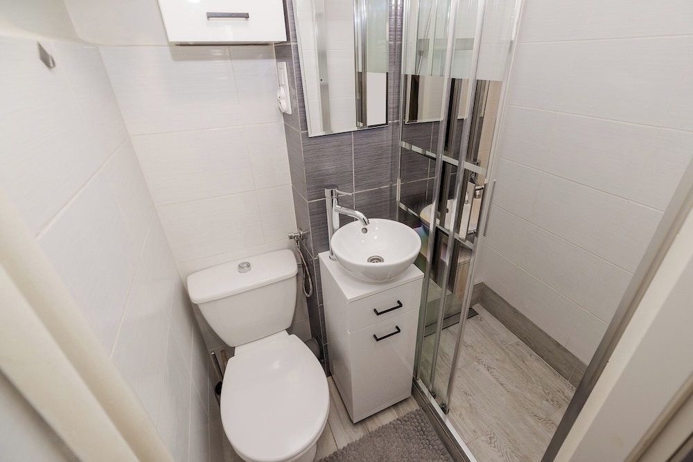 ShortStayPoland Nowolipie B182