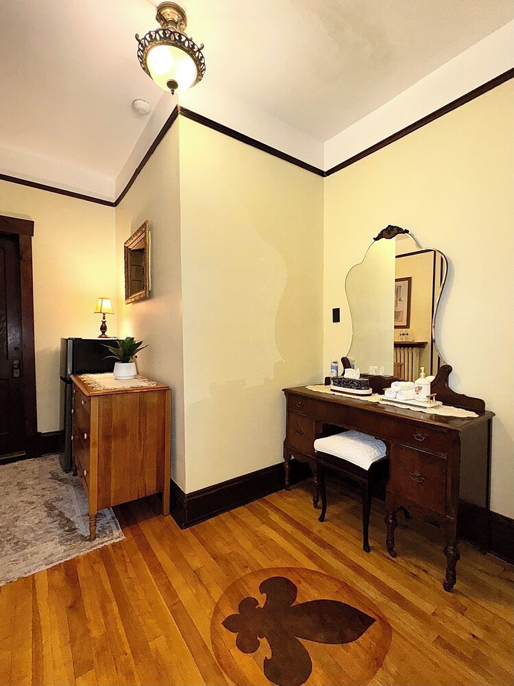 Royal Hotel Sydney