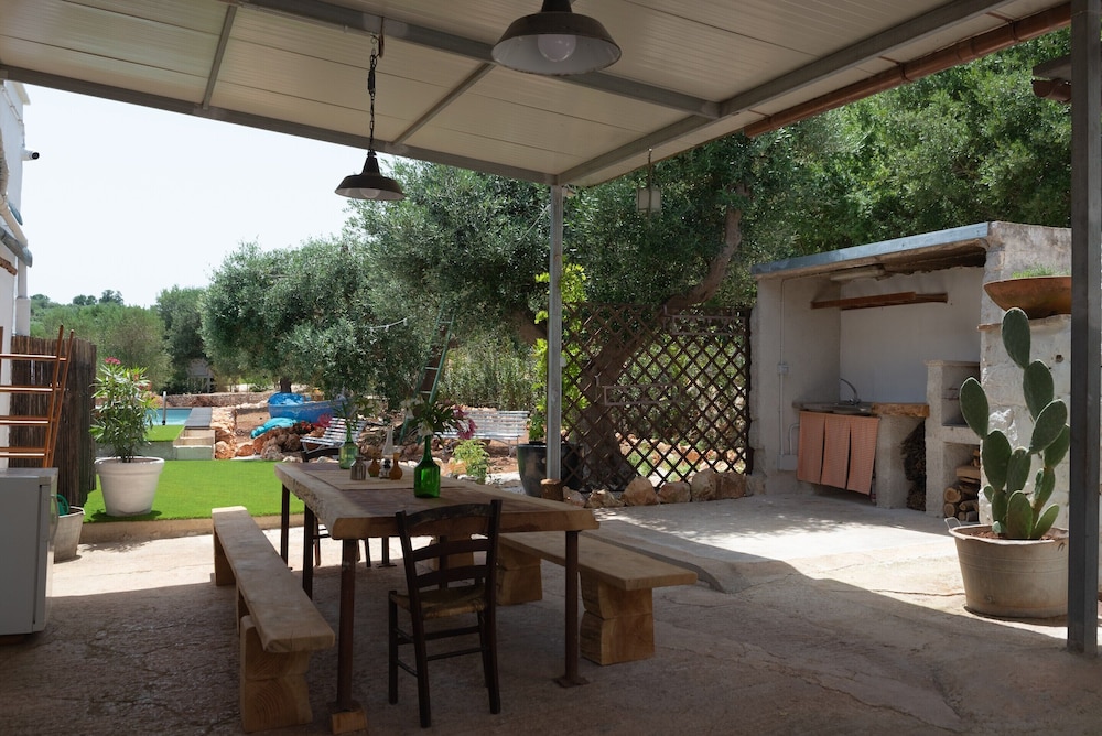 Country House in Puglia With Pool & Pizza Oven