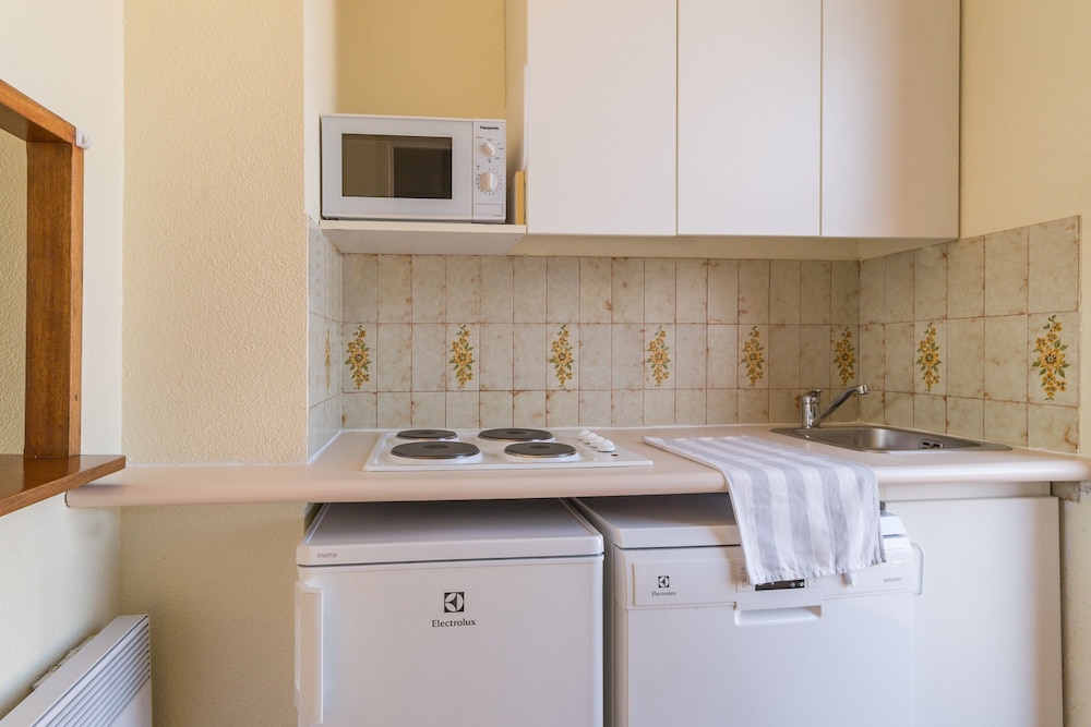 Hyeres Vacations - Residence Pierre Vacances Hyeres Le Port - Property Image 28