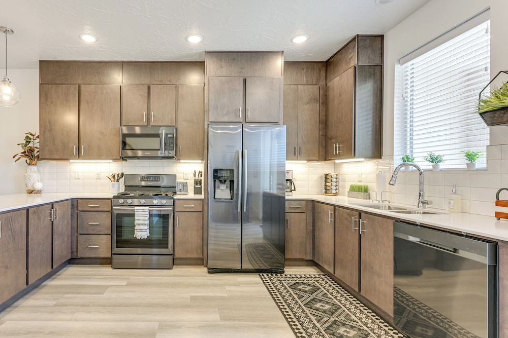 Pool Access: St George Townhome Near Trails!