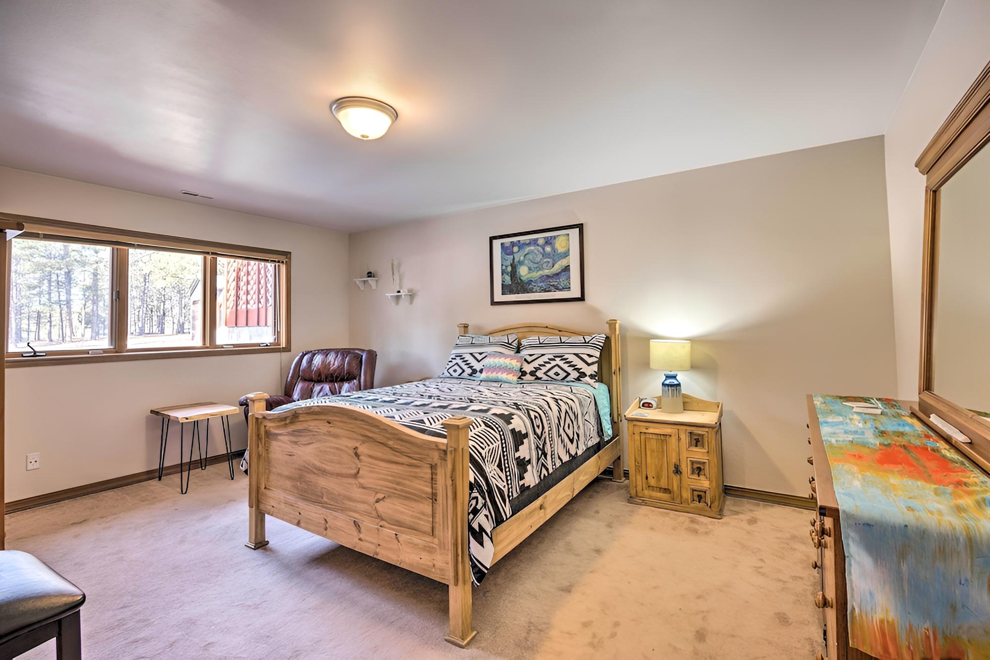 Cozy Apt - Near Usafa & Garden of the Gods! view 3