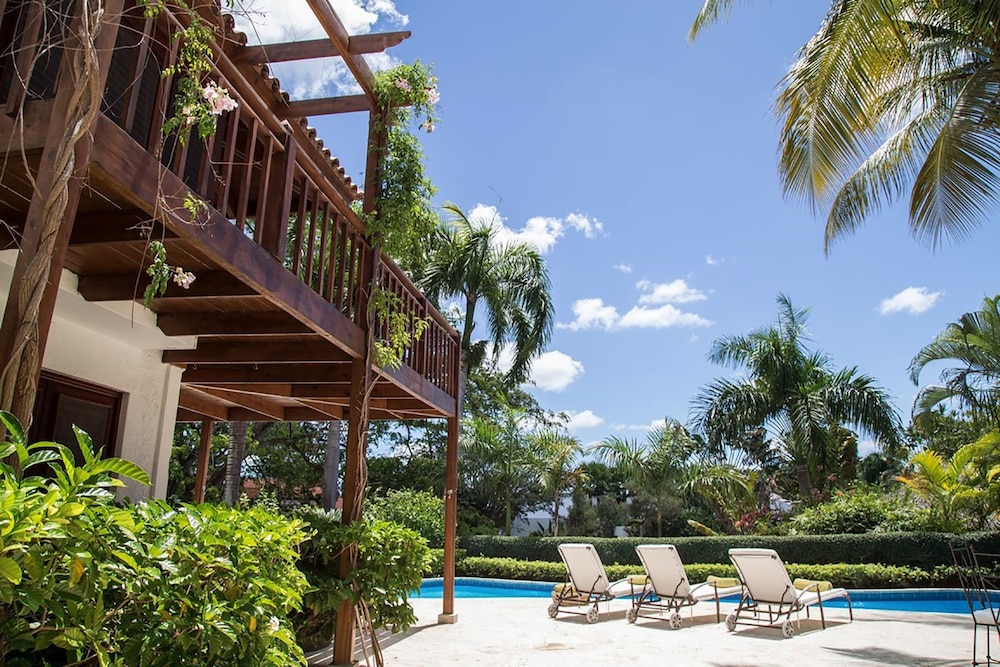 Villa Las Piñas